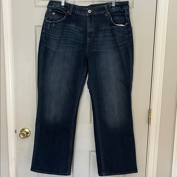 Time and Tru Women’s High Rise Bootcut Jeans - Dark Blue 22 - Picture 1 of 7